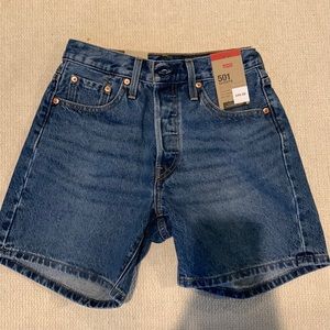 Nwt Levi 501 shorts